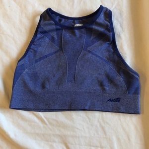 High neck sports bra